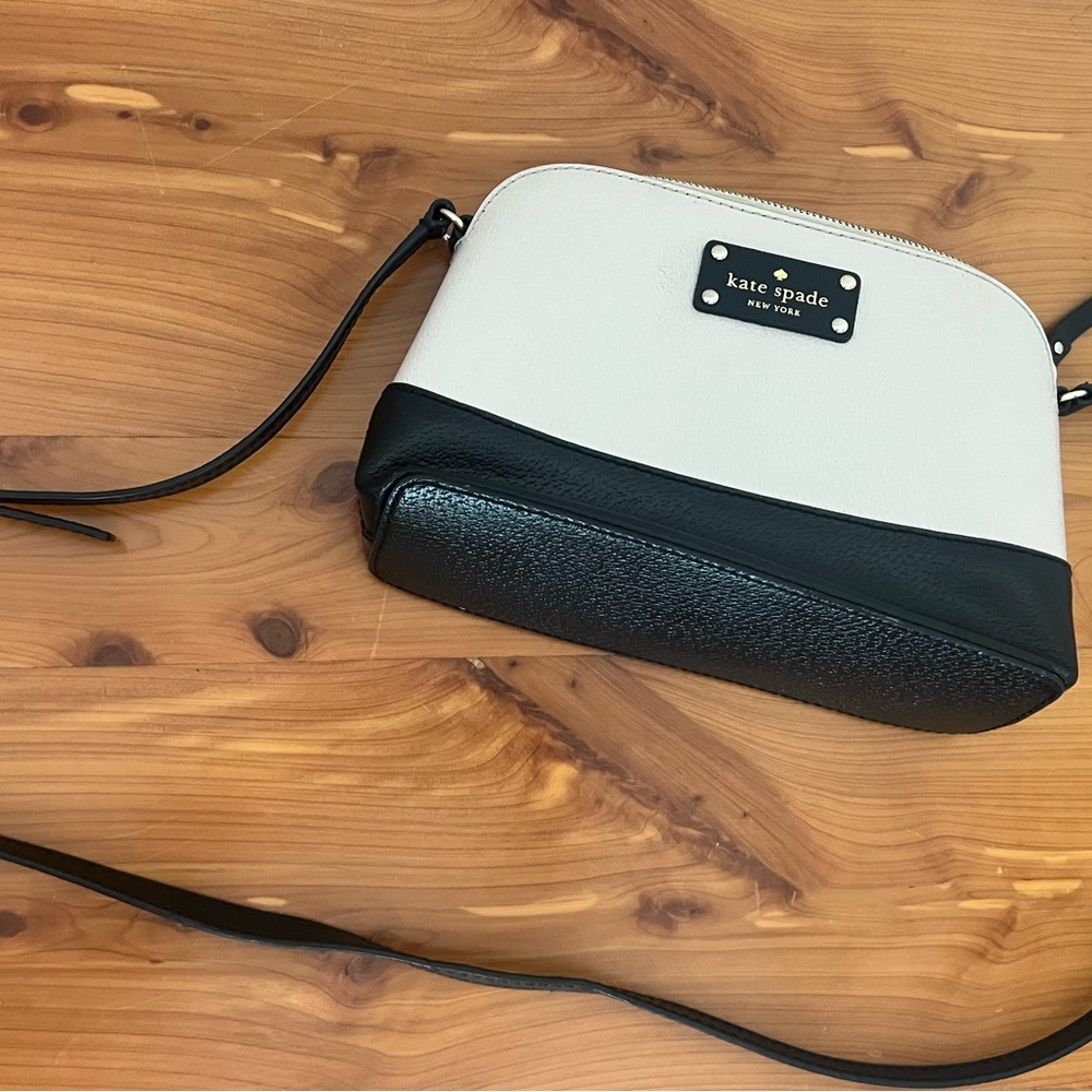 Kate Spade Black and White Crossbody Bag